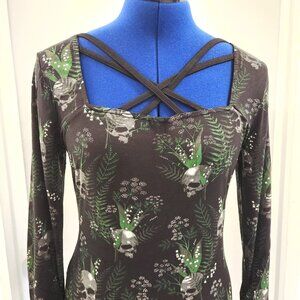 Black maxi bodycon dress with skulls and leaves